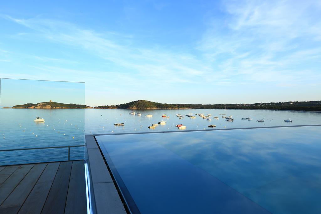 Le Pinarello Hotel Sainte-Lucie de Porto-Vecchio Bagian luar foto