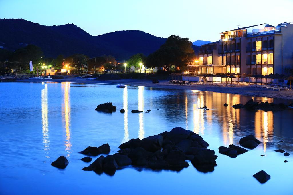 Le Pinarello Hotel Sainte-Lucie de Porto-Vecchio Bagian luar foto