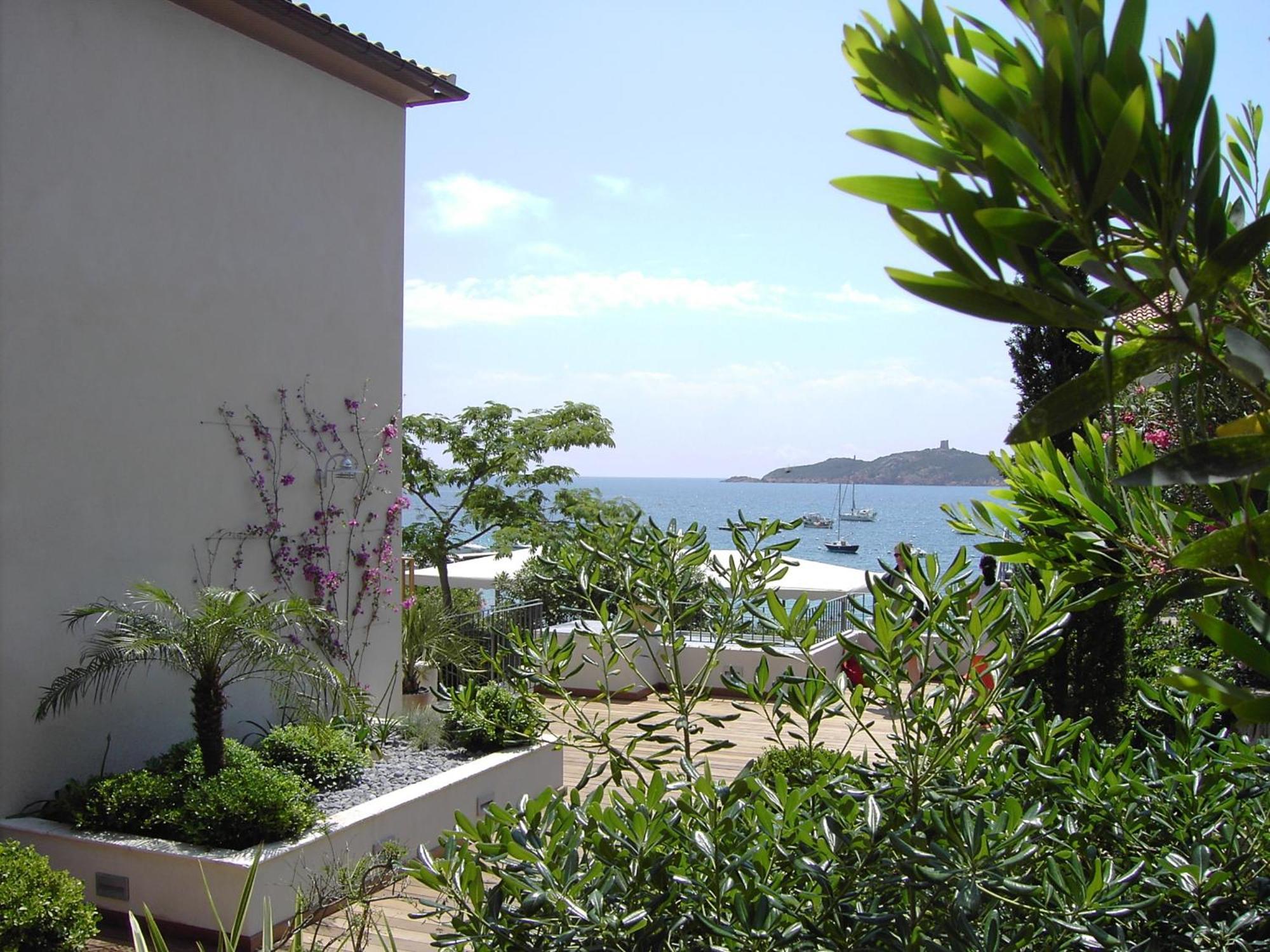 Le Pinarello Hotel Sainte-Lucie de Porto-Vecchio Bagian luar foto