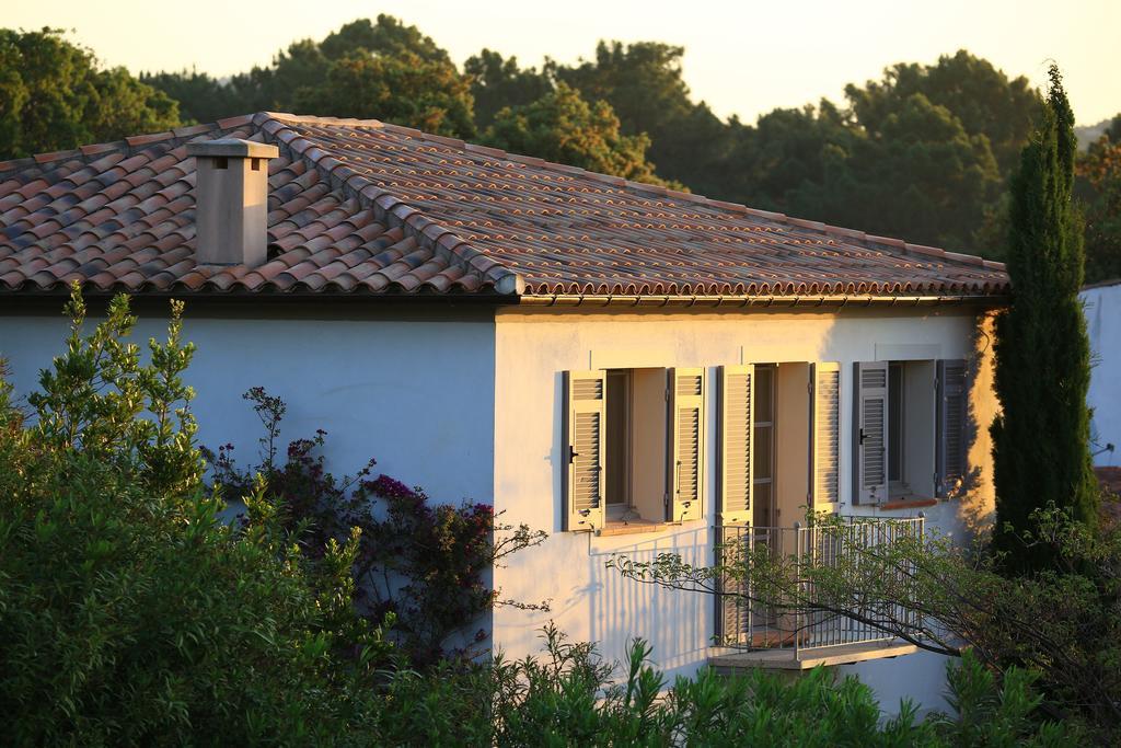 Le Pinarello Hotel Sainte-Lucie de Porto-Vecchio Bagian luar foto